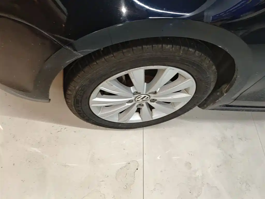 Volkswagen Sagitar 2014 Facelift 1.4TSI Automatic Luxury фото 25