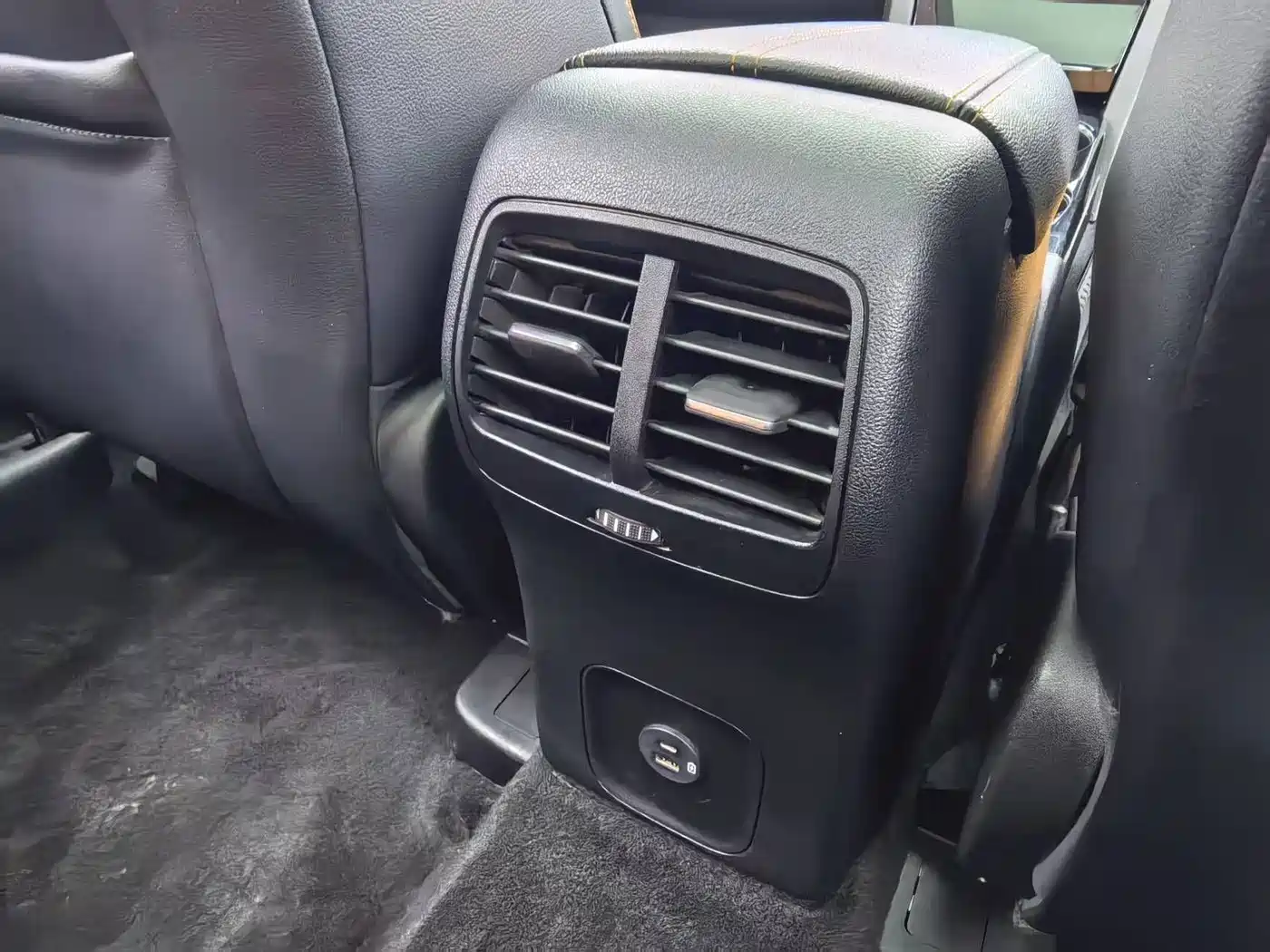 Ford Escape 2023 2020 EcoBoost 245 2WD Premium Edition