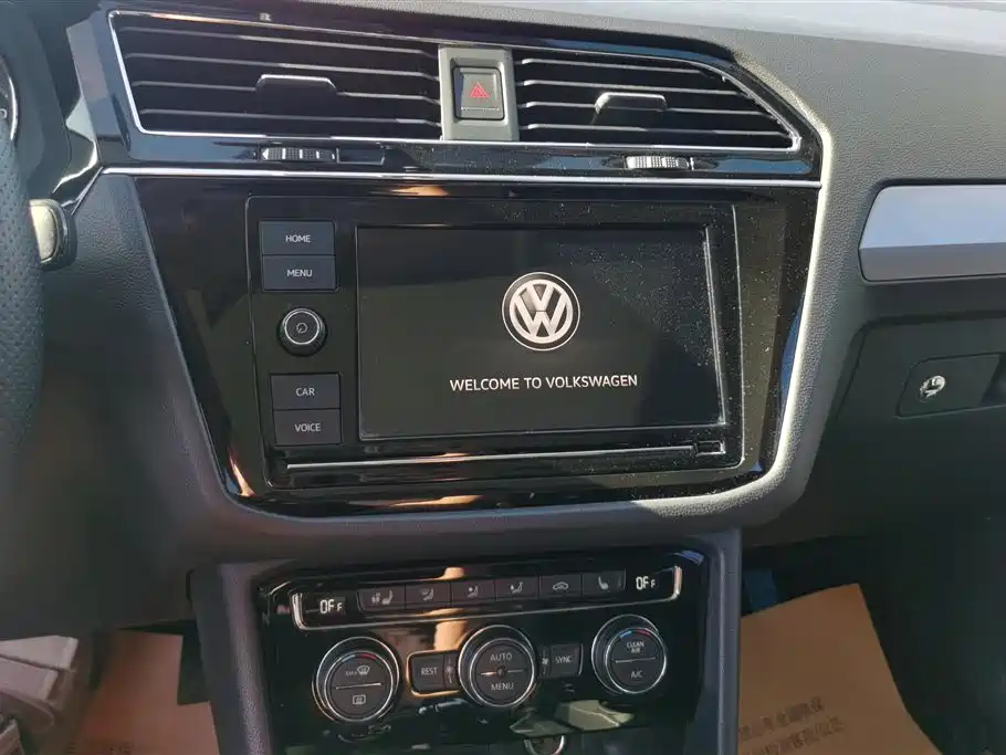 Volkswagen Tiguan L 2019 330TSI Auto 2WD Smart Luxury Edition China V фото 13