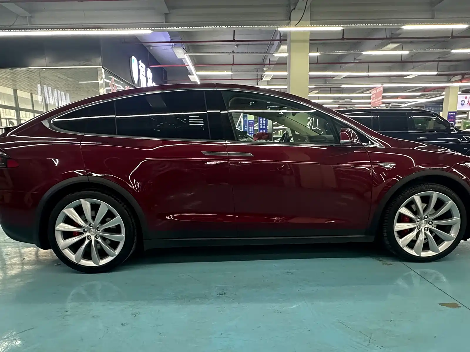 Фото 5 - Tesla Model X