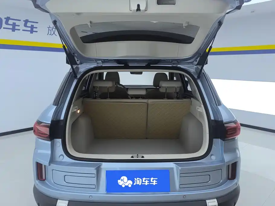 Geely ICON 2023 2023 Model 1.5TD Chocolate Deluxe Edition