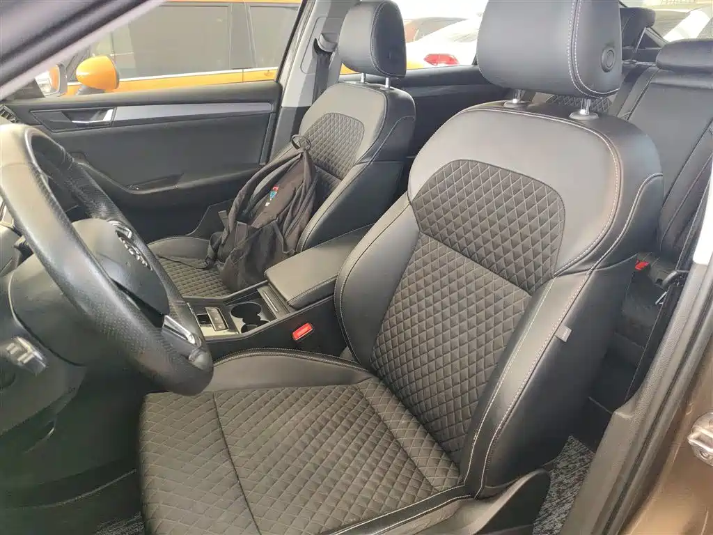 Škoda Superb 2018 TSI330 DSG Comfort Version China VI фото 15
