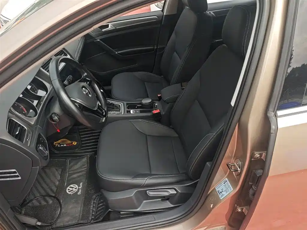 Volkswagen Golf 2015 1.4TSI Automatic Comfort фото 15