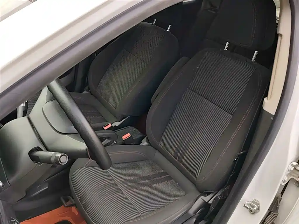 Buick Encore 2017 18T Automatic 2WD Urban Fashion фото 15