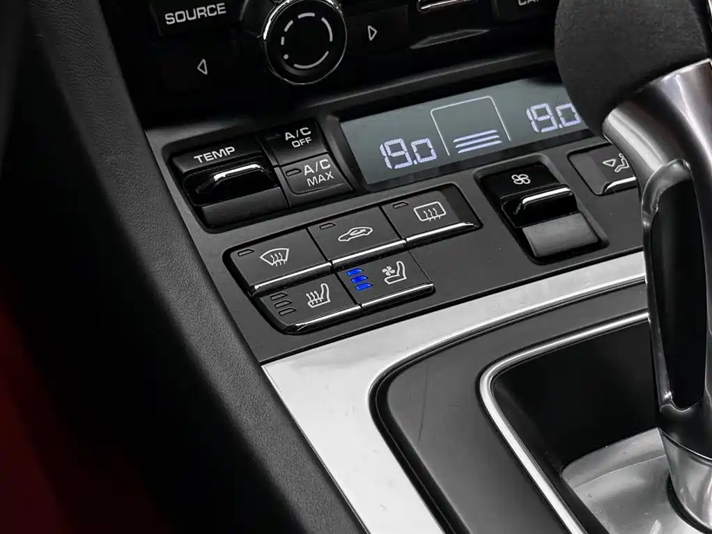 Porsche 911 2014 Targa 4 3.4L фото 12