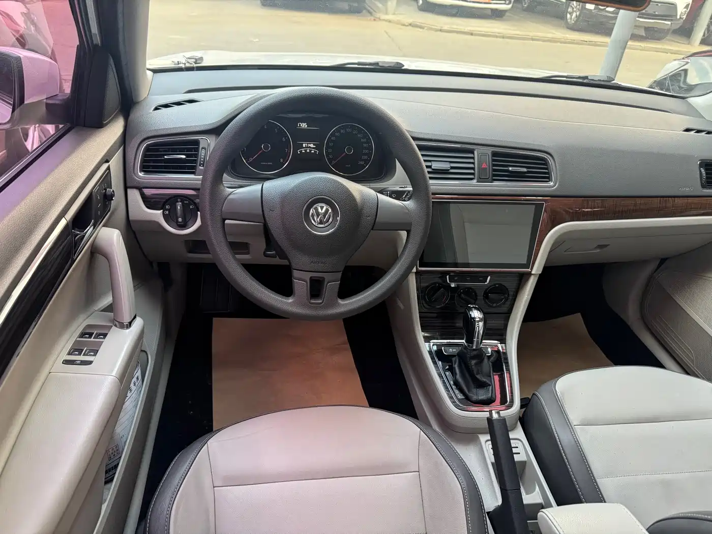 Volkswagen Lavida Tour 2013 1.4TSI Automatic Comfort фото 10