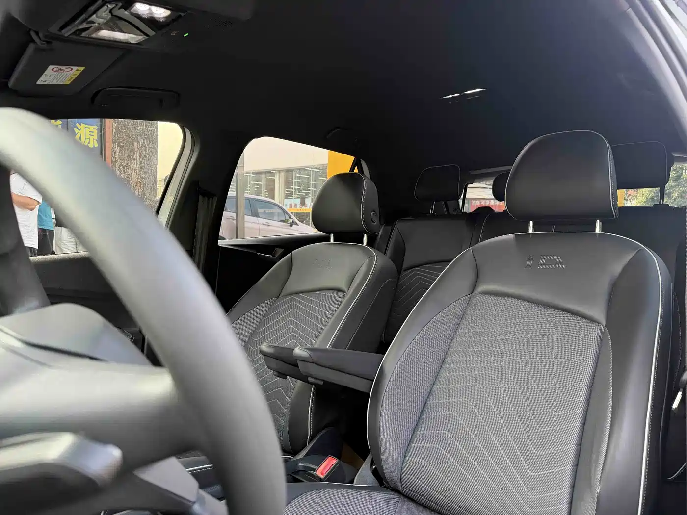 Volkswagen ID.3 2023 Pure Smart Edition фото 9