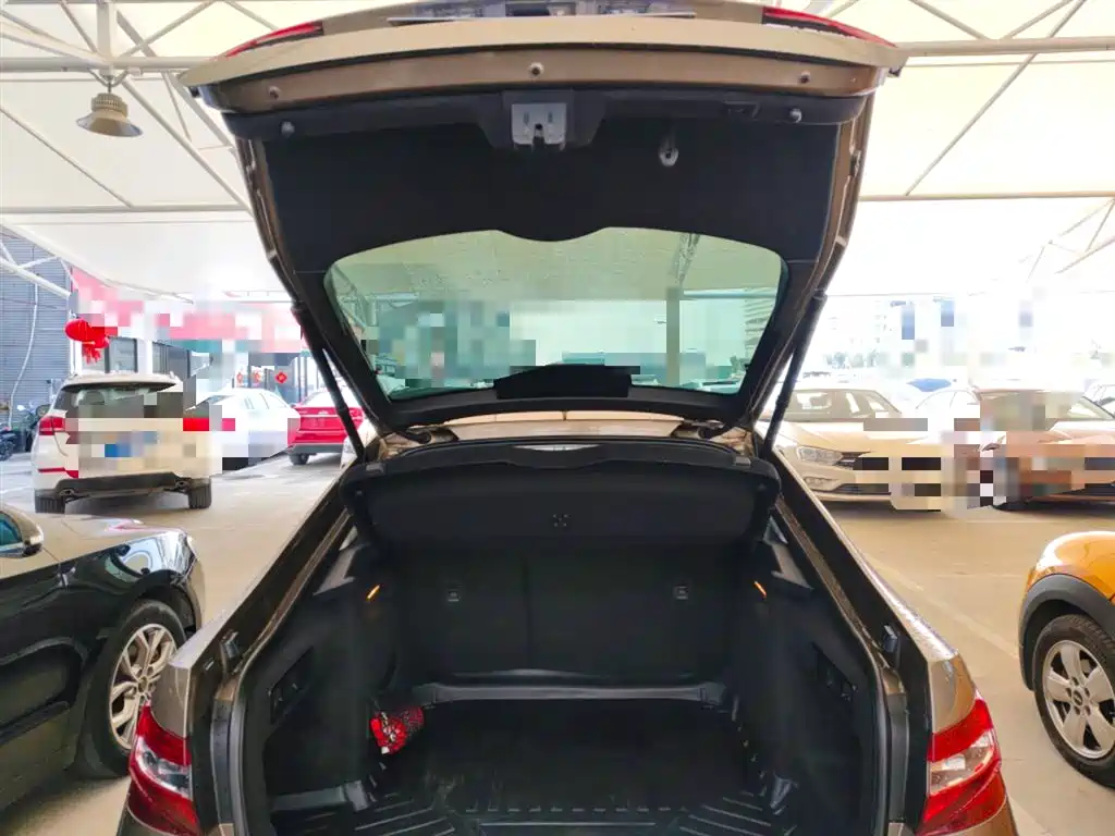 Škoda Superb 2018 TSI330 DSG Comfort Version China VI фото 19