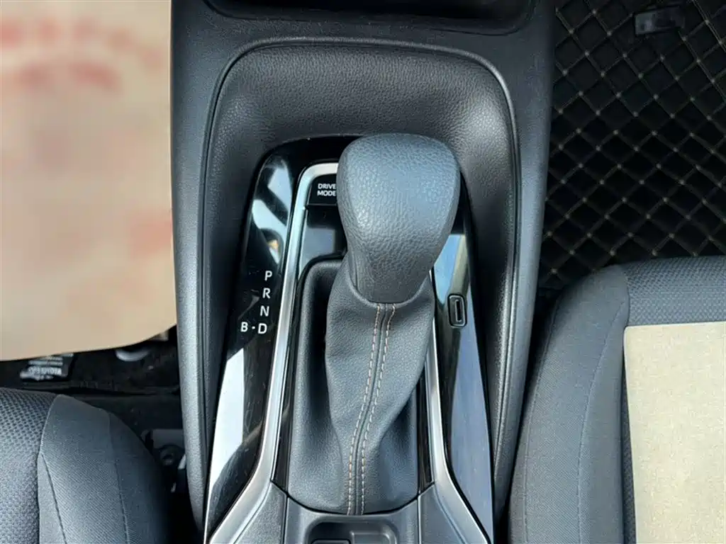 Toyota Levin 2023 Smart Hybrid 1.8L Luxury фото 5
