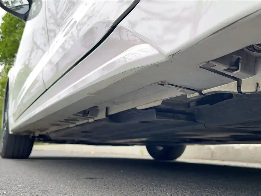 Toyota Levin 2023 Smart Hybrid 1.8L Luxury фото 17