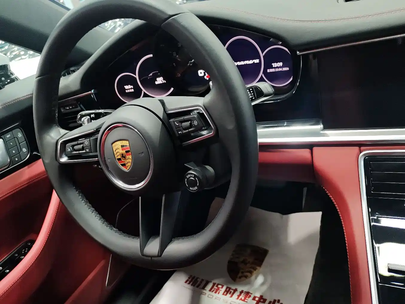 PORSCHE PANAMERA