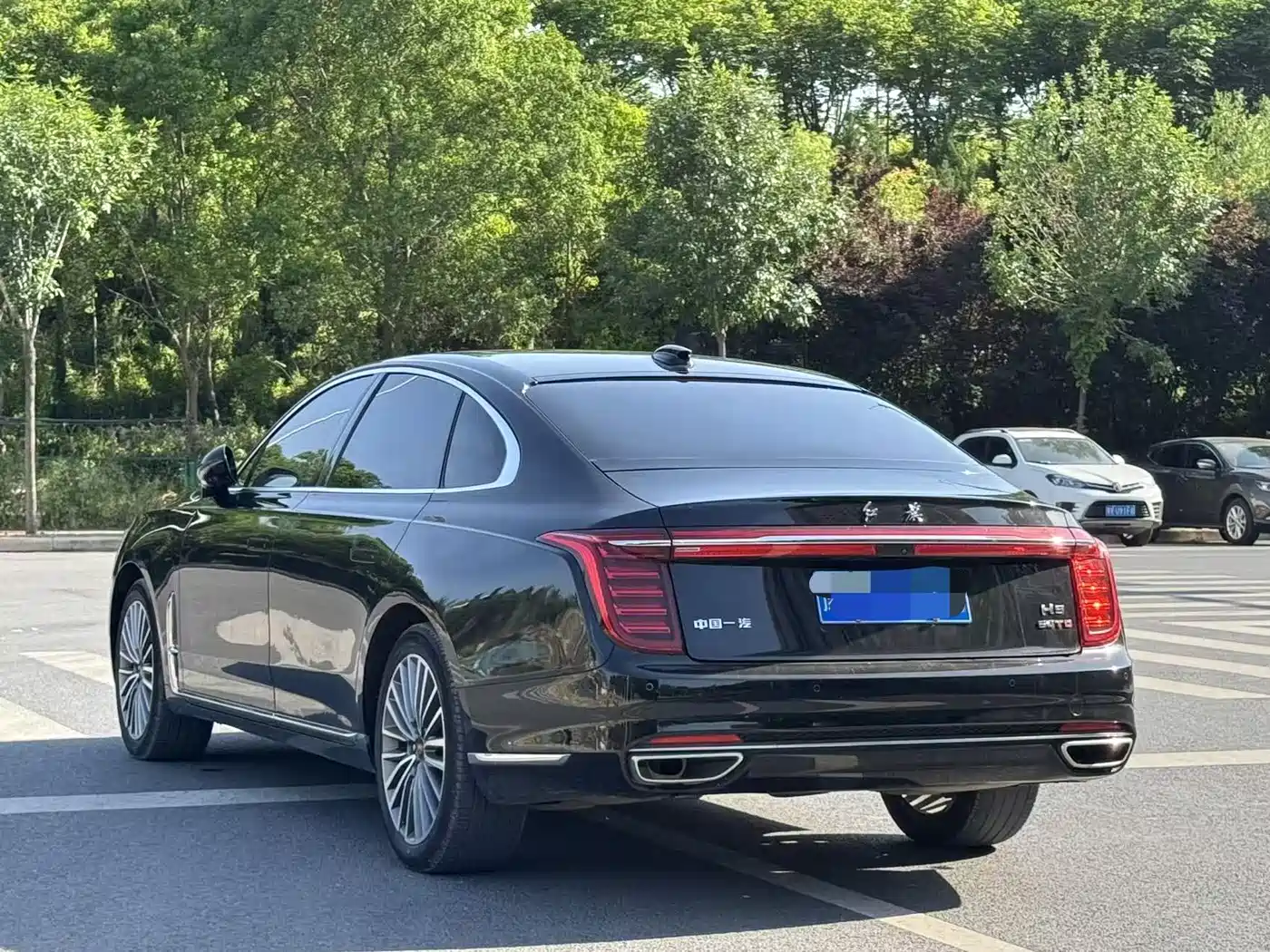 Hongqi H9 2020 2.0T Smart Connection Qi Xiang Edition фото 8