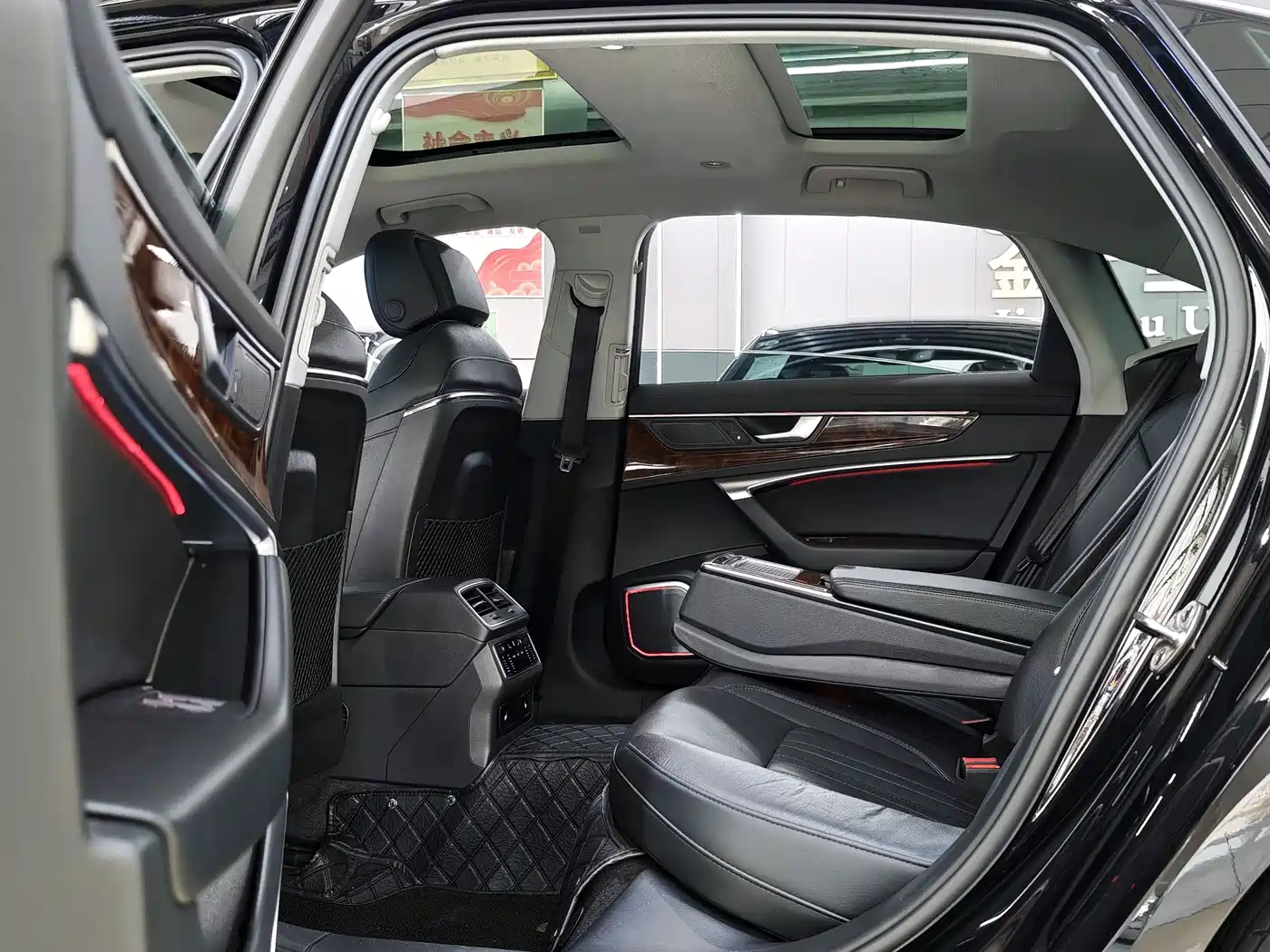 Audi A6L 2021 45 TFSI Exclusive Elegance фото 7