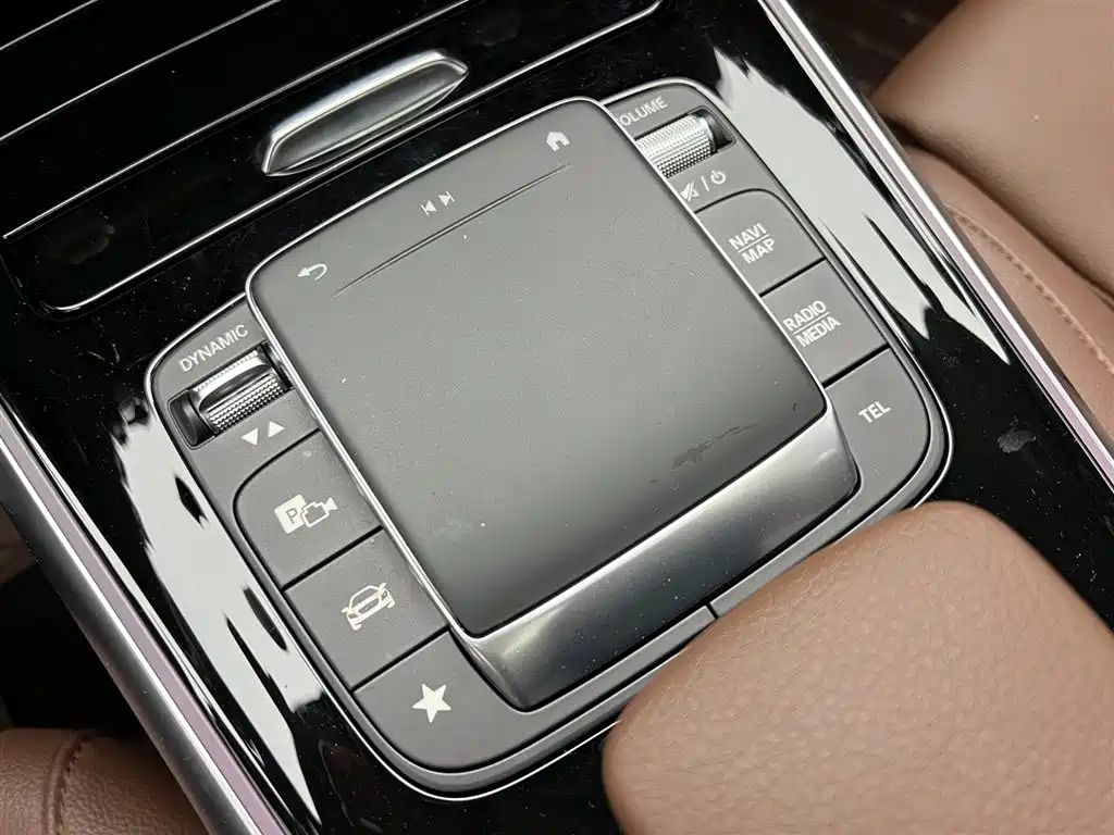 Mercedes-Benz GLB 2023 GLB 220 Style фото 21