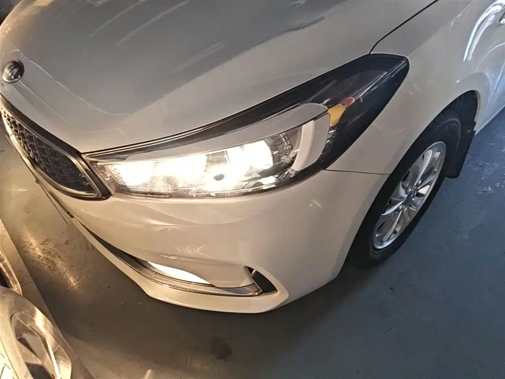 Kia K3 2016 1.6L Manual GL фото 24