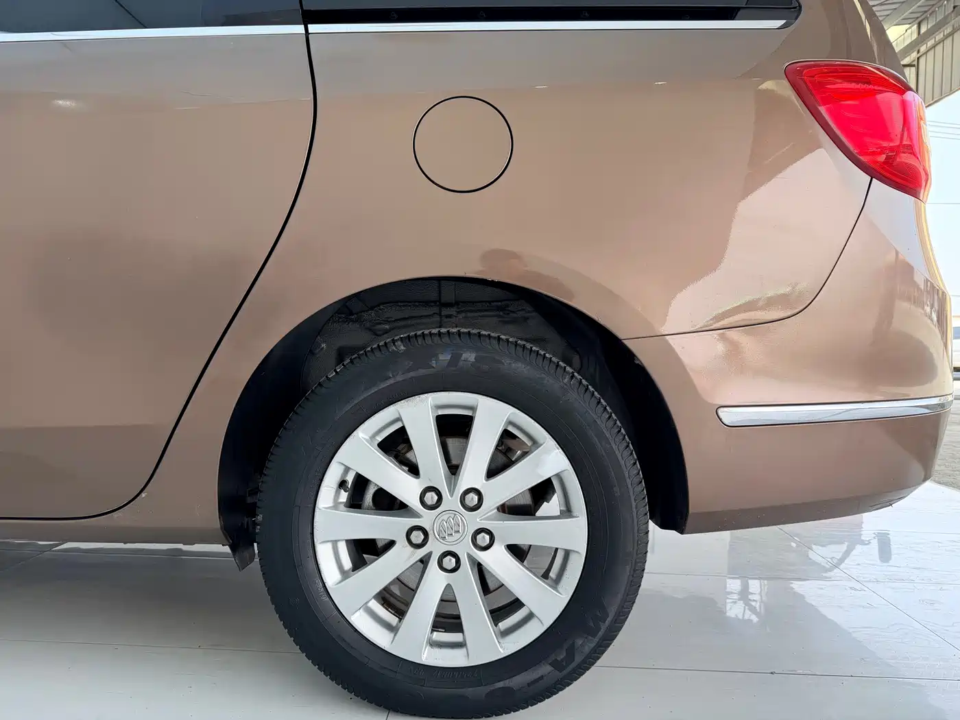 Buick GL8 2018 28T Comfort China VI фото 8