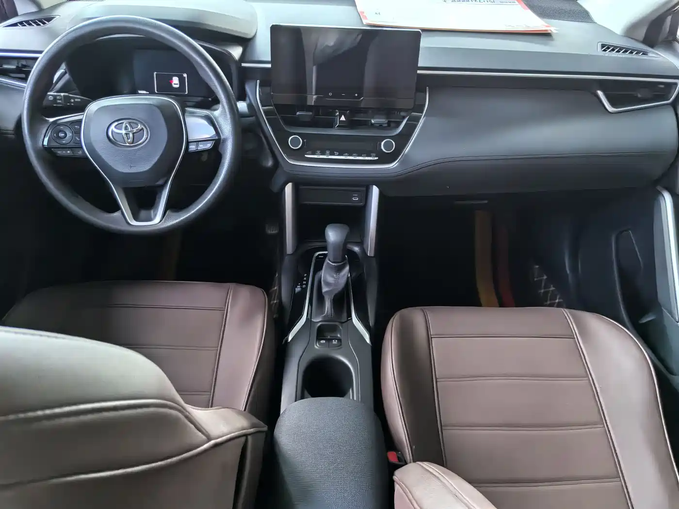 Toyota Frontlander 2024 2.0L CVT Elite Edition фото 8