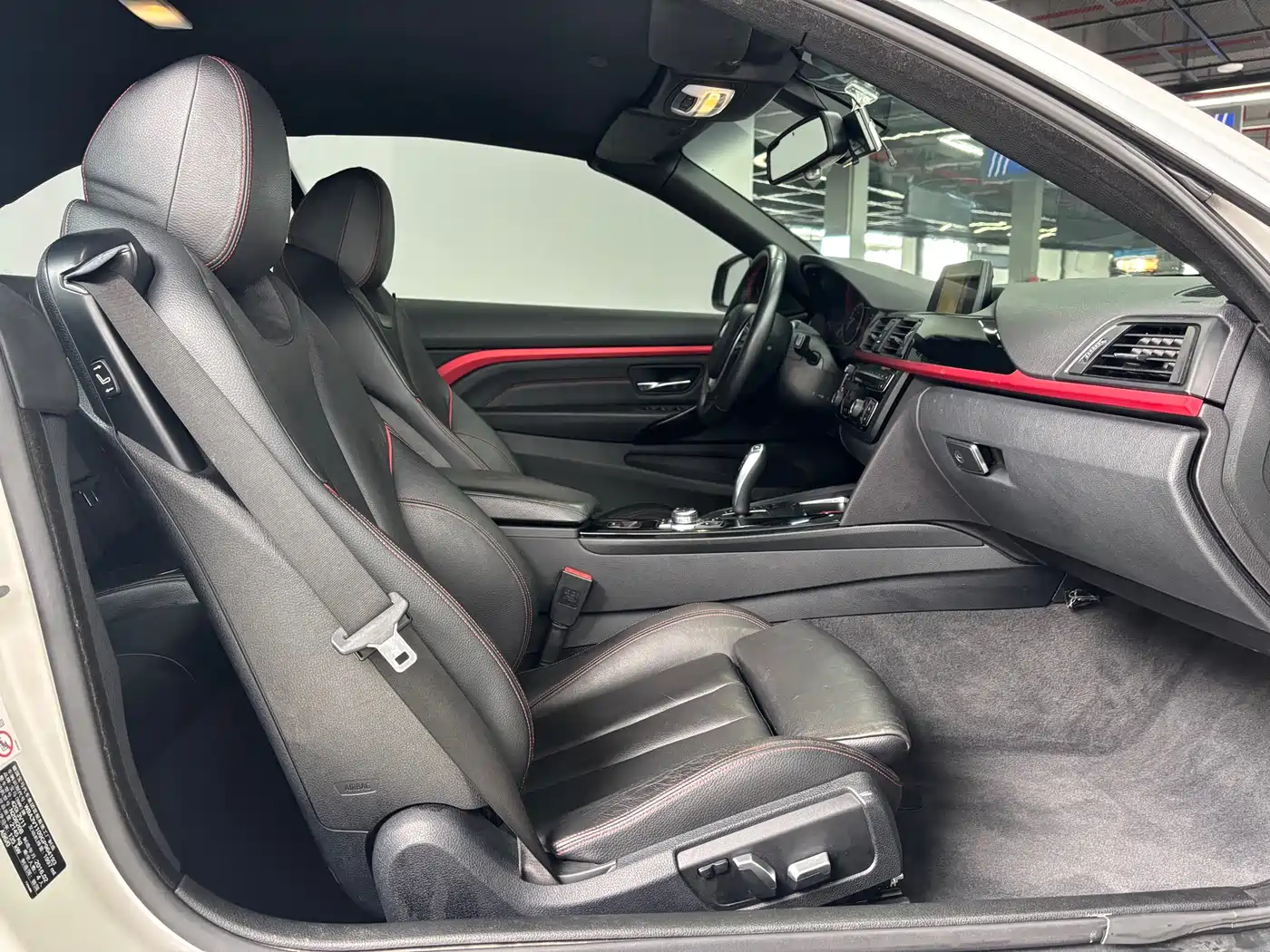 BMW 4 Series 2014 420i Convertible Sport Design Package фото 6