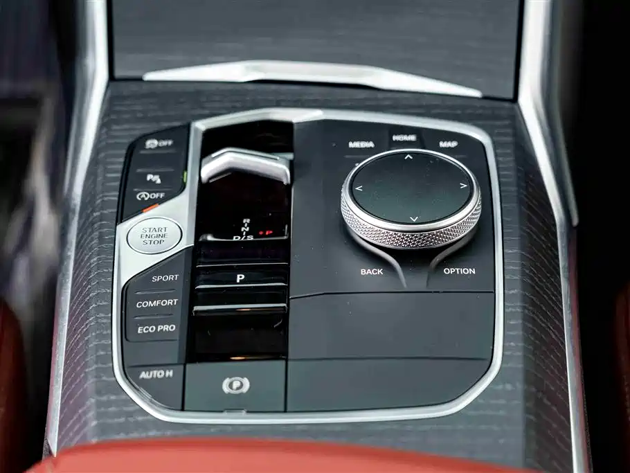 BMW 3 Series 2025 325Li M Sport Package фото 14