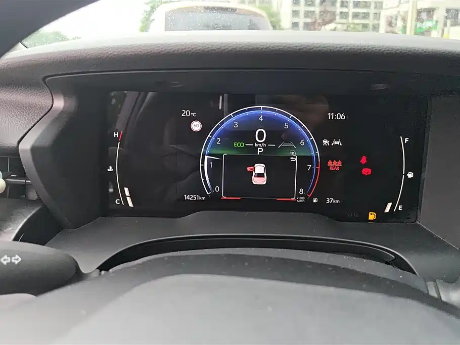 Toyota Camry 2024 2.0E Elite Edition фото 14
