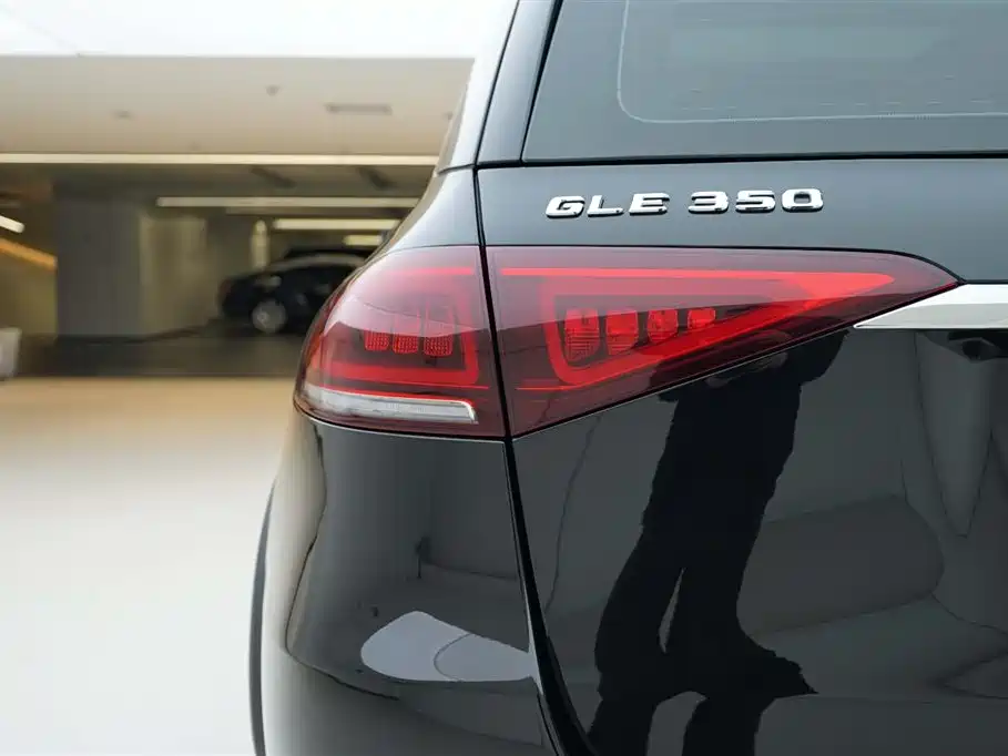 Mercedes-Benz GLE 2022 GLE 350 4MATIC Fashion фото 14