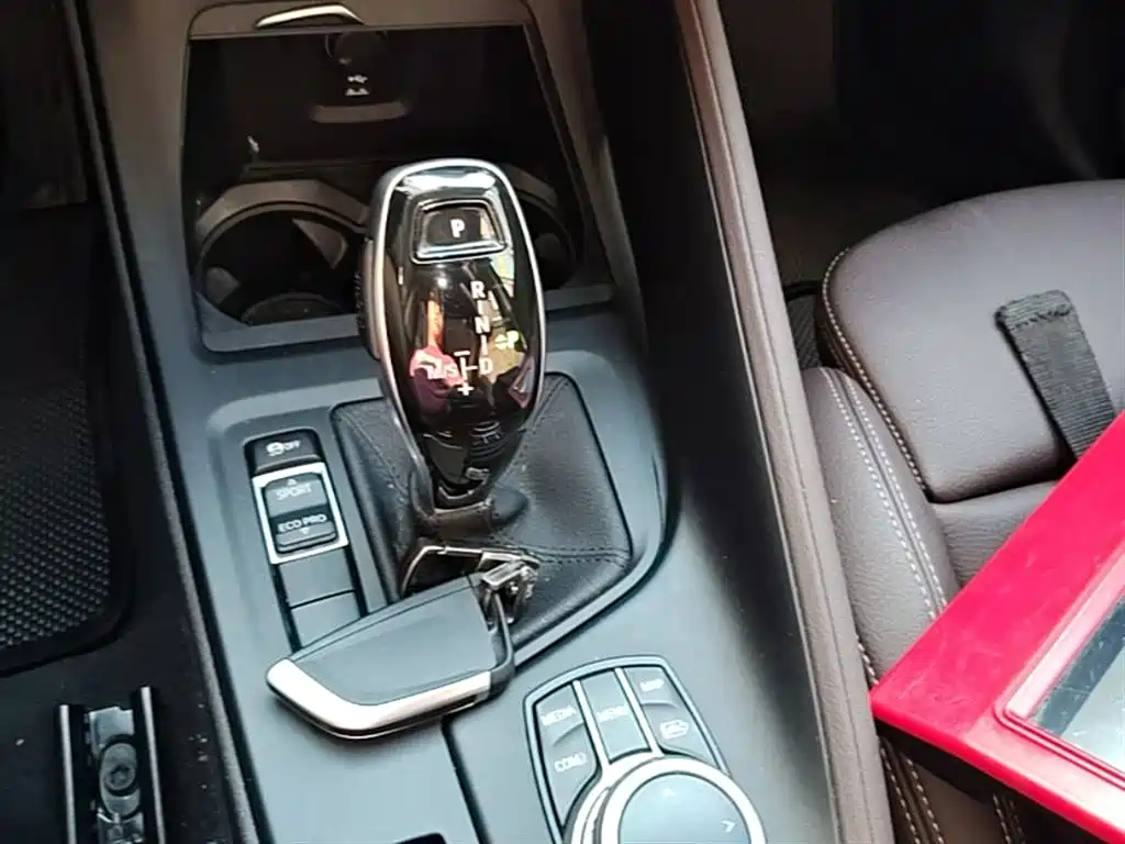 BMW X1 2021 sDrive20Li Fashion фото 14