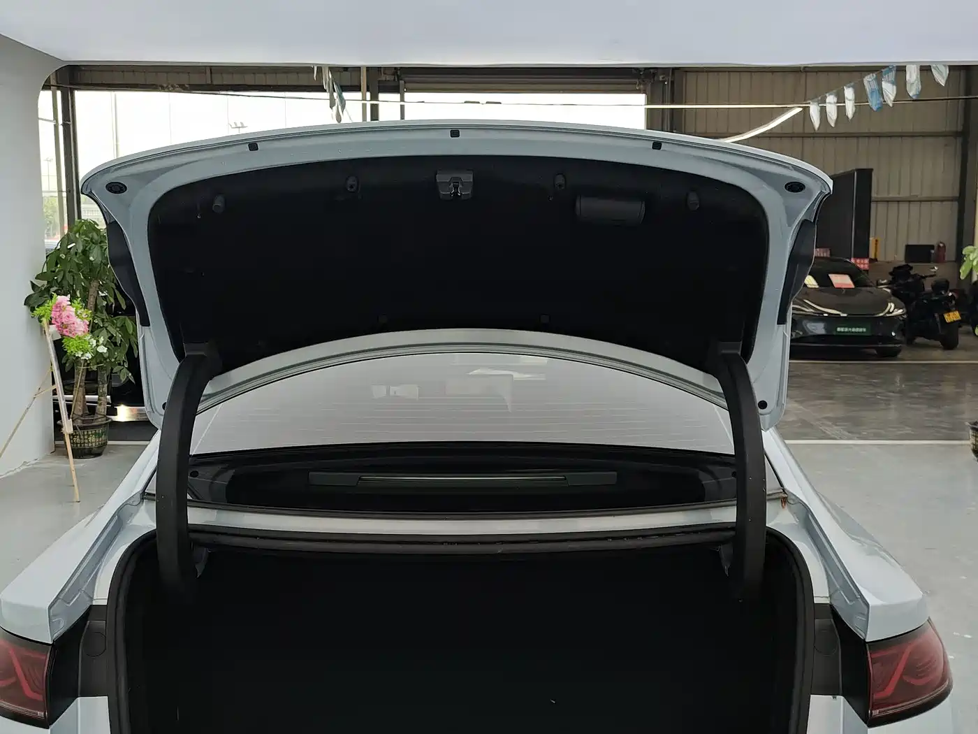 BYD Qin L 2024 DM-i 120KM Leading фото 16