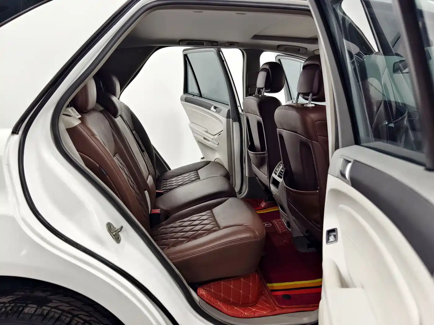 Mercedes-Benz M-Class 2010 ML 300 4MATIC фото 16