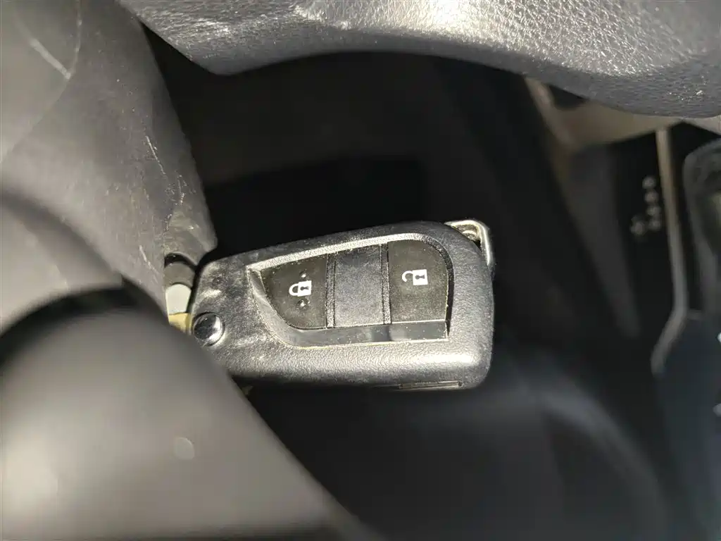 Toyota Frontlander 2024 2.0L CVT Elite Edition фото 17