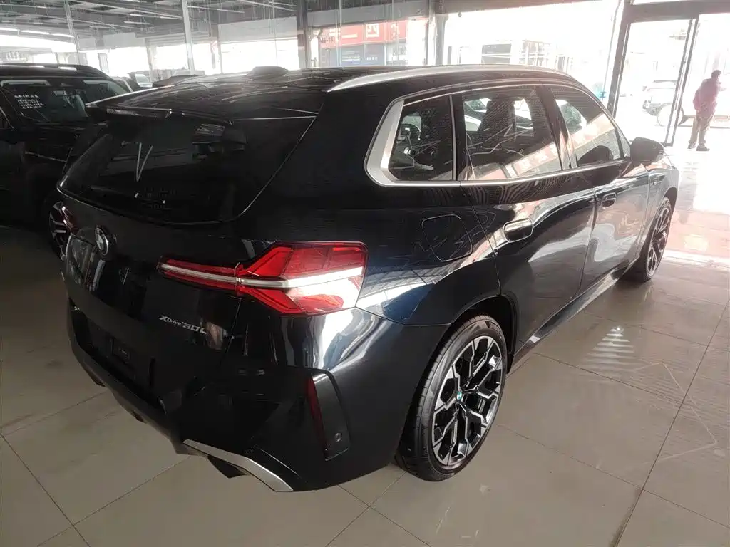 BMW X3 2025 xDrive30L Premium M Sport Package фото 5