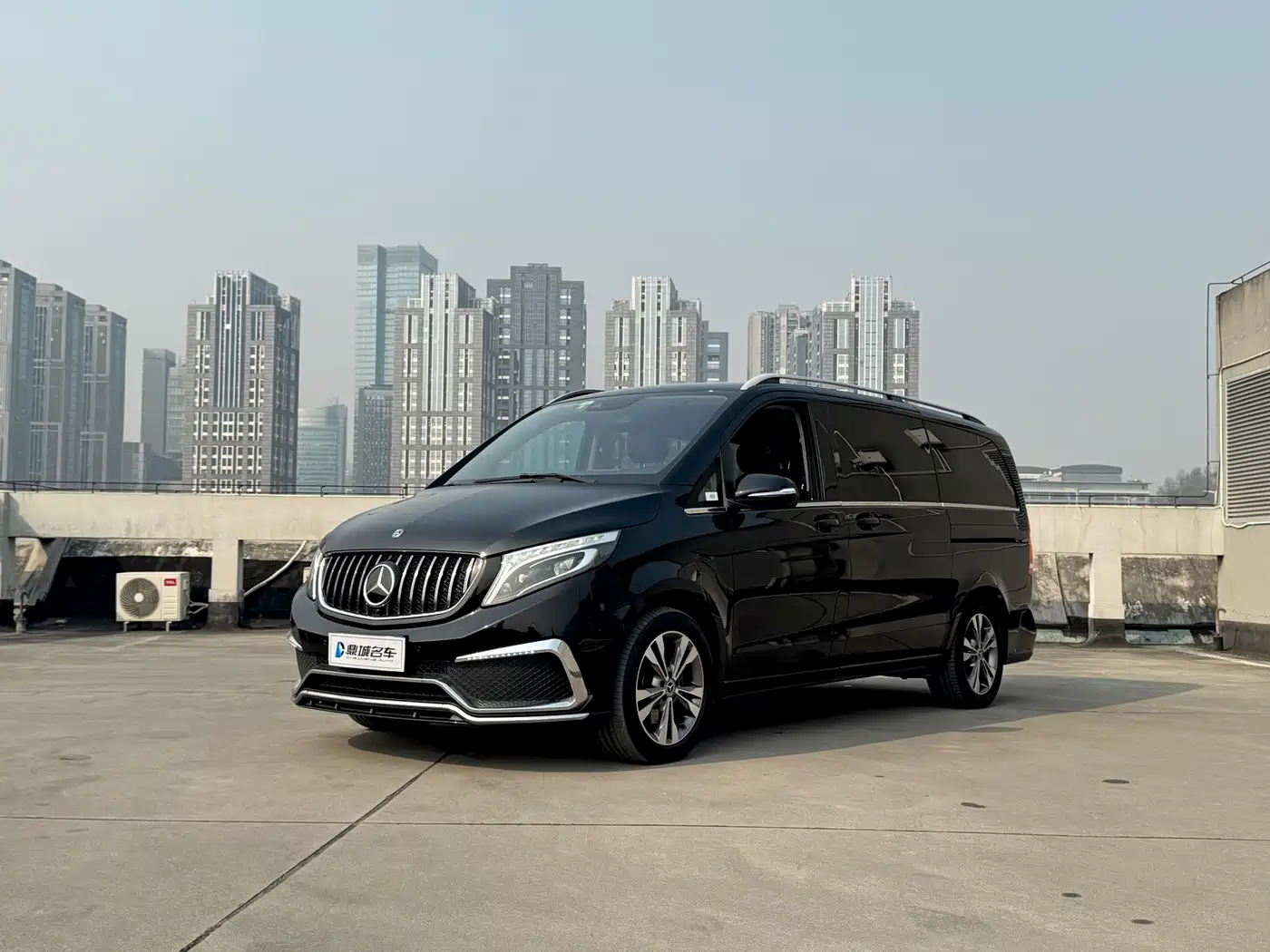Mercedes-Benz V-Class 2018 V 260 AMG Sport Edition China VI