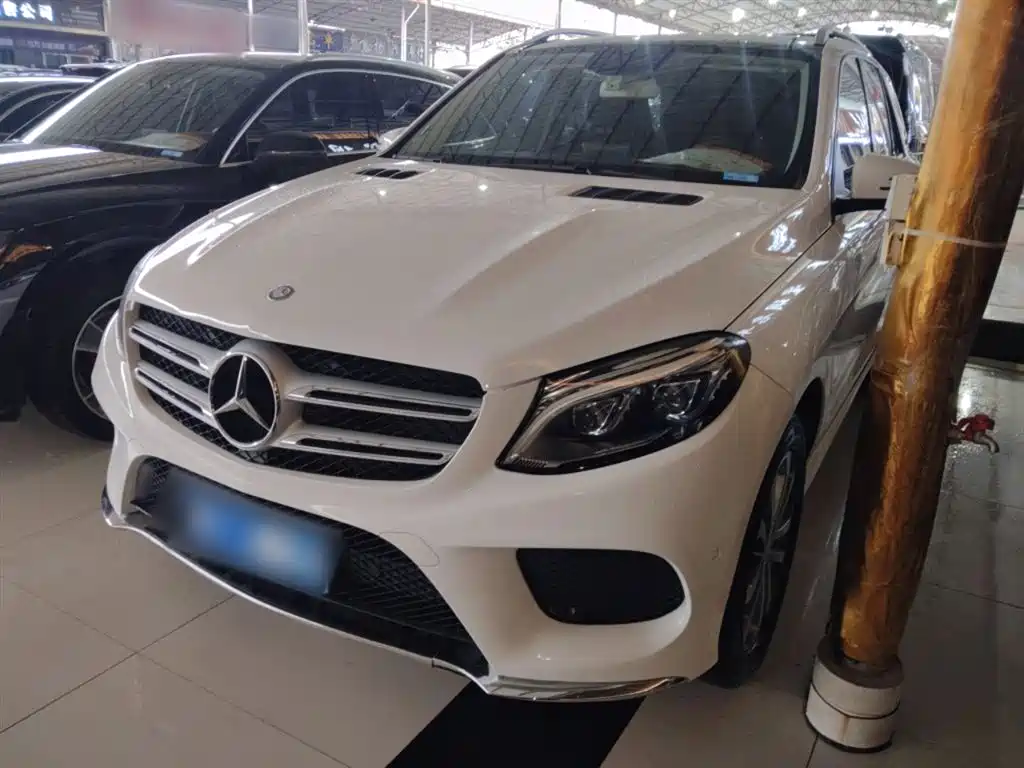 Mercedes-Benz GLE 2017 GLE 320 4MATIC Dynamic фото 2
