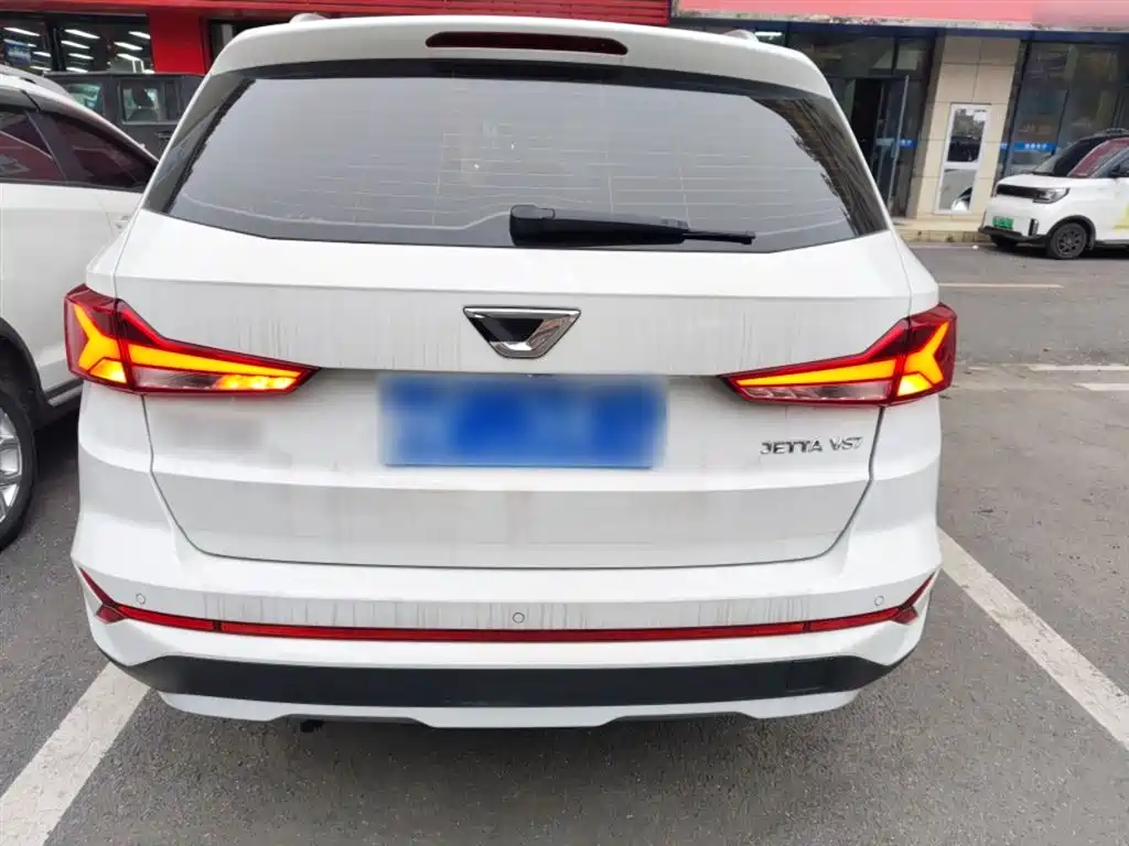 JETTA VS7