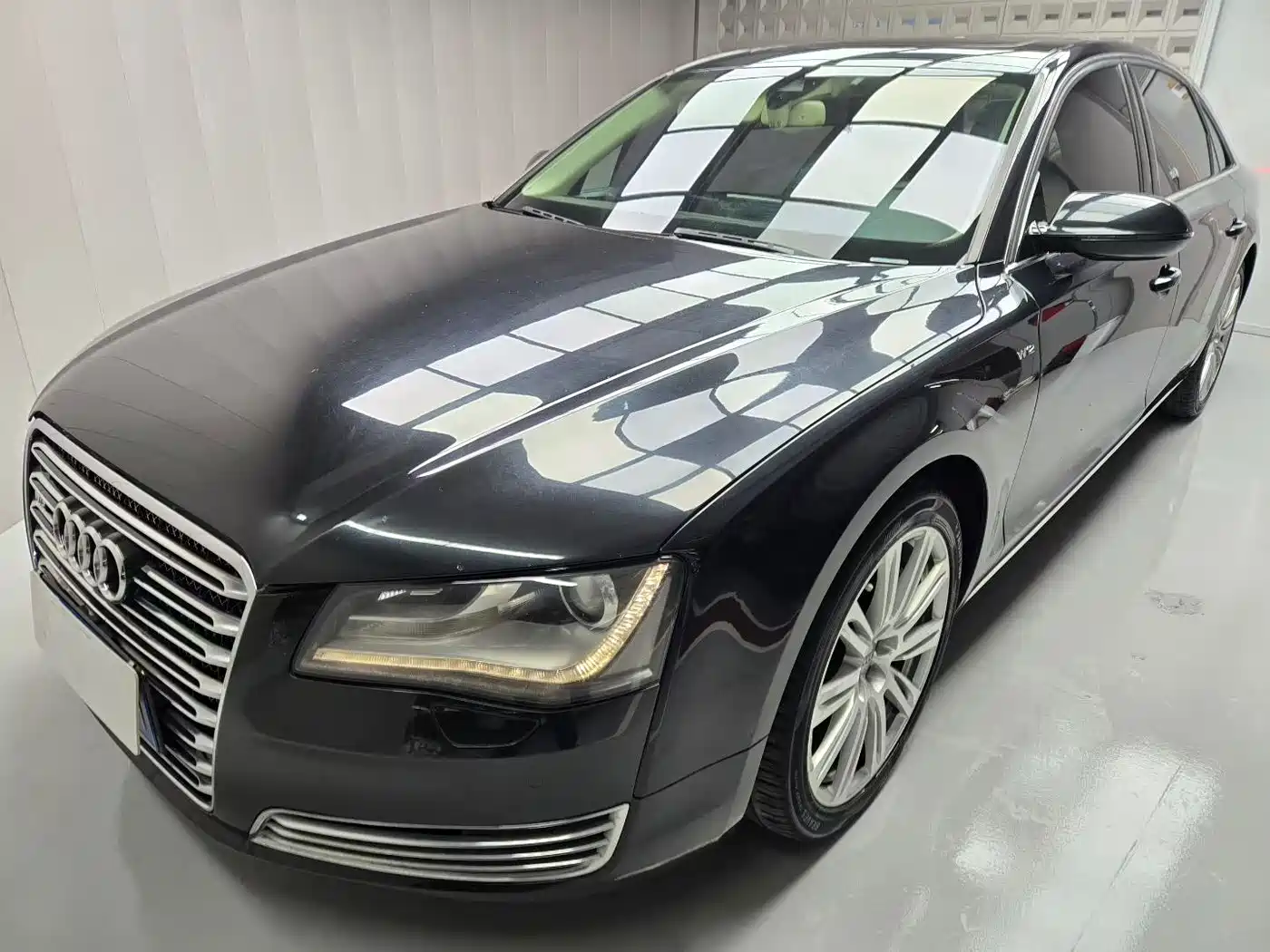 Audi A8 2011 A8L 3.0 TFSI quattro Comfort (245kW)