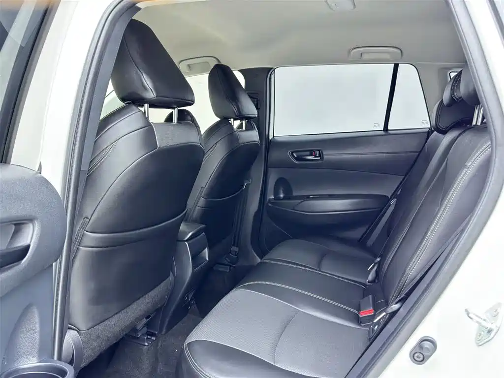 Toyota Frontlander 2024 2.0L CVT Elite Edition фото 22