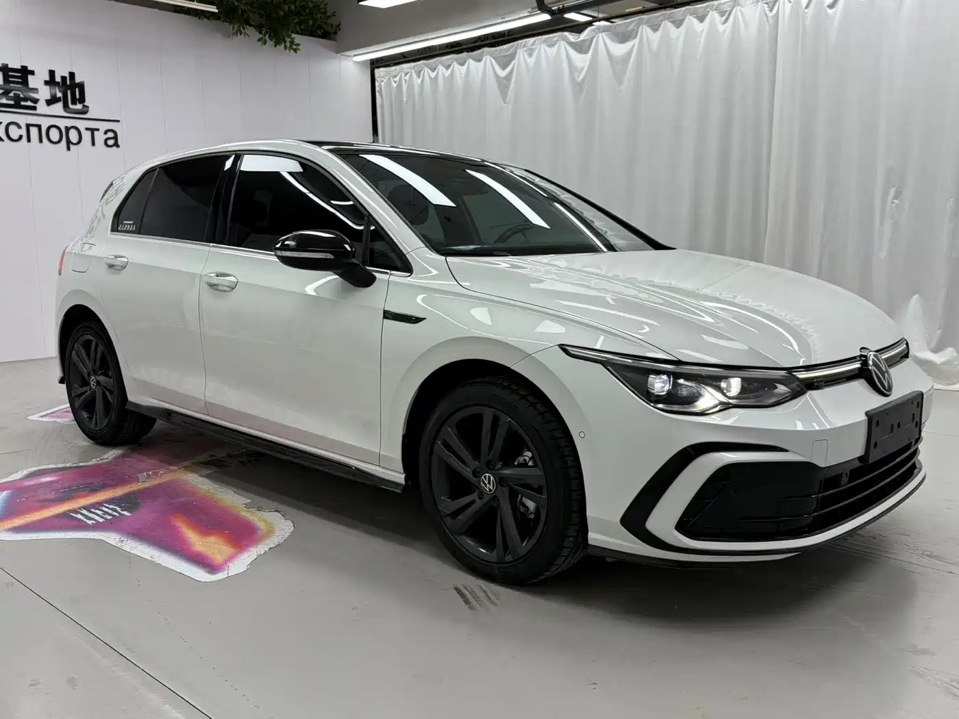 Volkswagen Golf 2023 Facelift 280TSI DSG R-Line фото 3