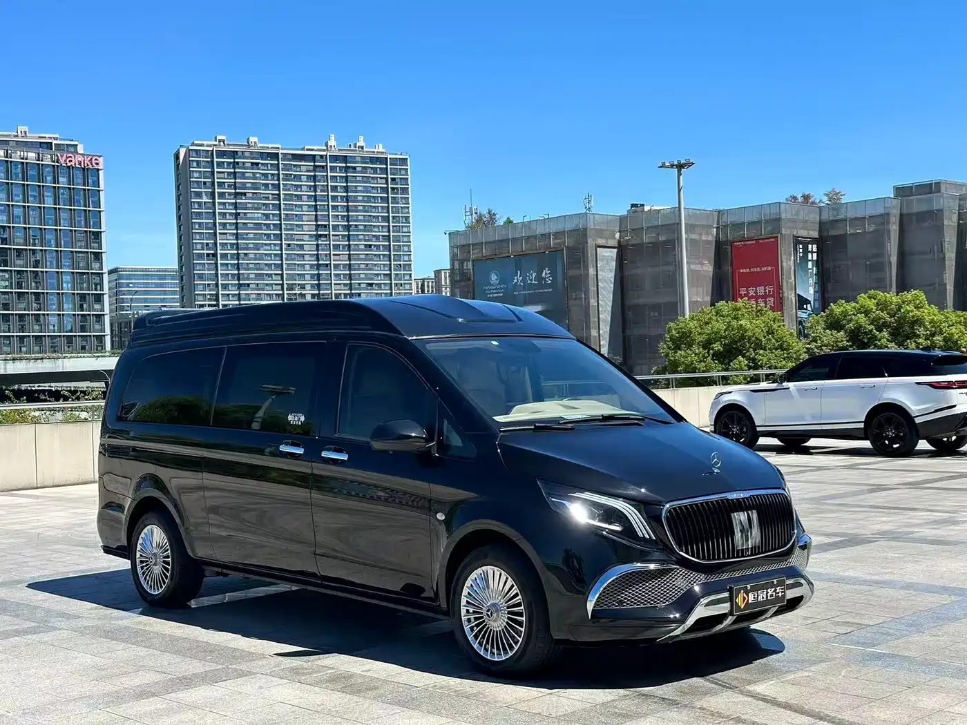 Mercedes-Benz Vito 2023 2.0T Business 7-Seater фото 3