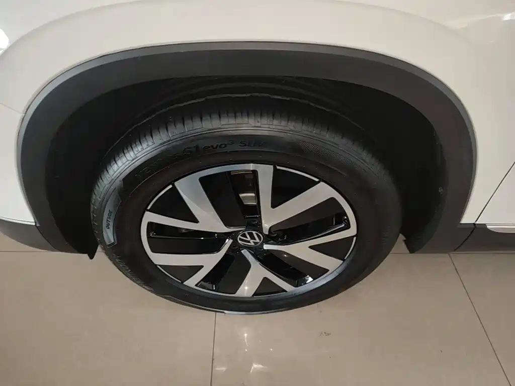 Volkswagen Tayron 2025 2025 Shared Joy 330TSI