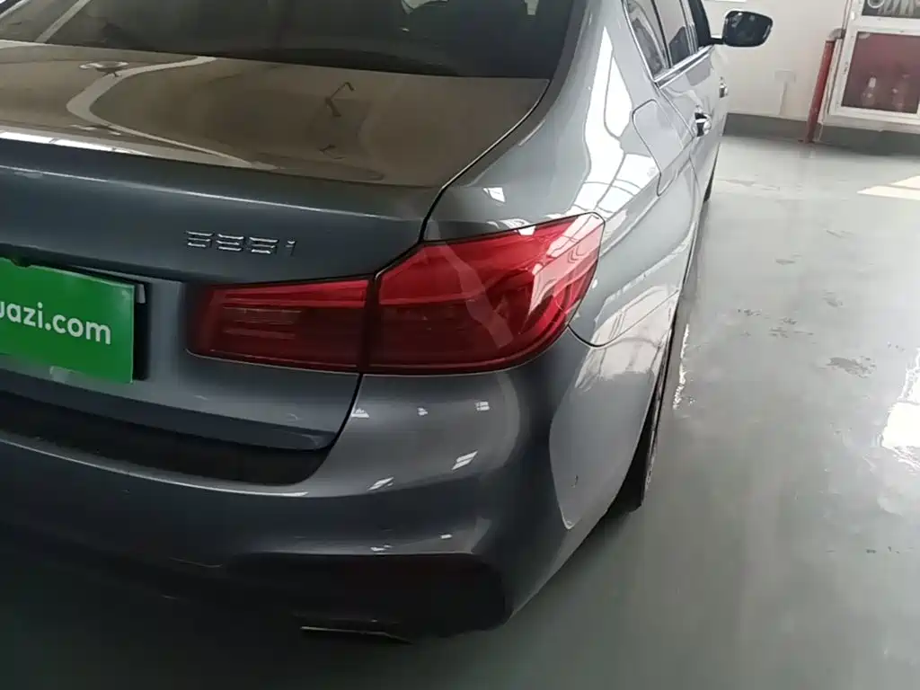 Фото 24 - BMW 5 Series (Import)