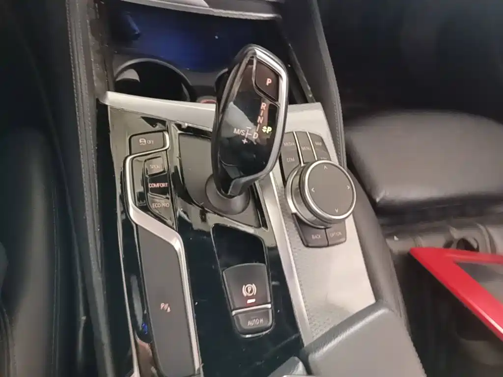 Фото 10 - BMW 5 Series (Import)