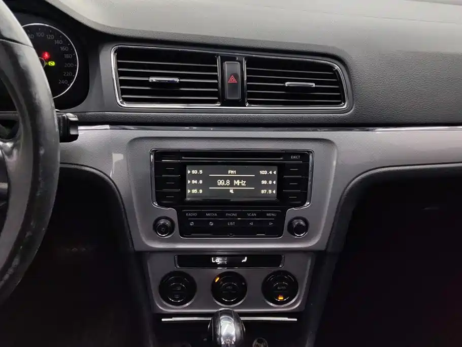 صورة 13 - Volkswagen Lavida Tour