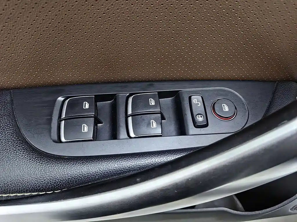 BYD Song 2018 2018 1.5TI Manual Smart Connect Advanced Edition