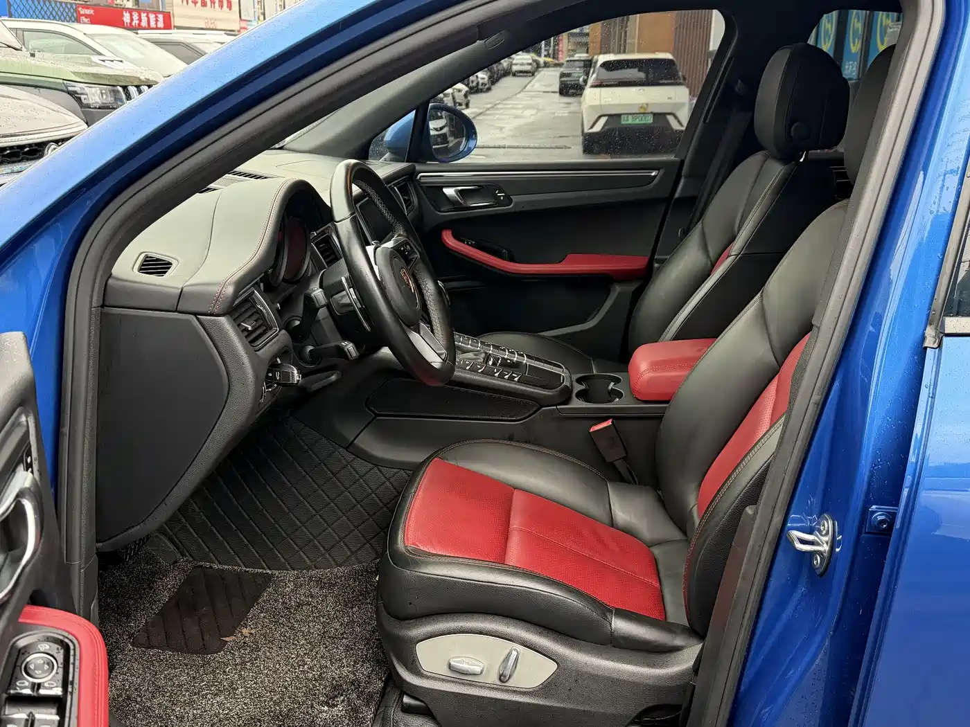 Porsche Macan 2017 Macan 2.0T фото 11