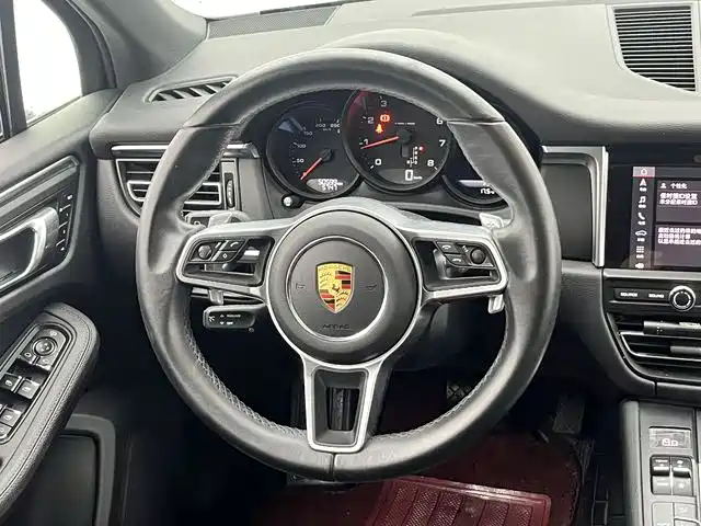 Porsche Macan 2020 Macan 2.0T фото 11