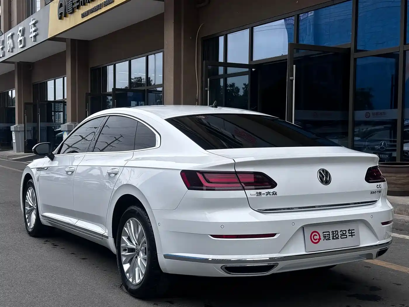 Volkswagen FAW-Volkswagen CC 2020 330TSI Glamour Version China VI фото 6