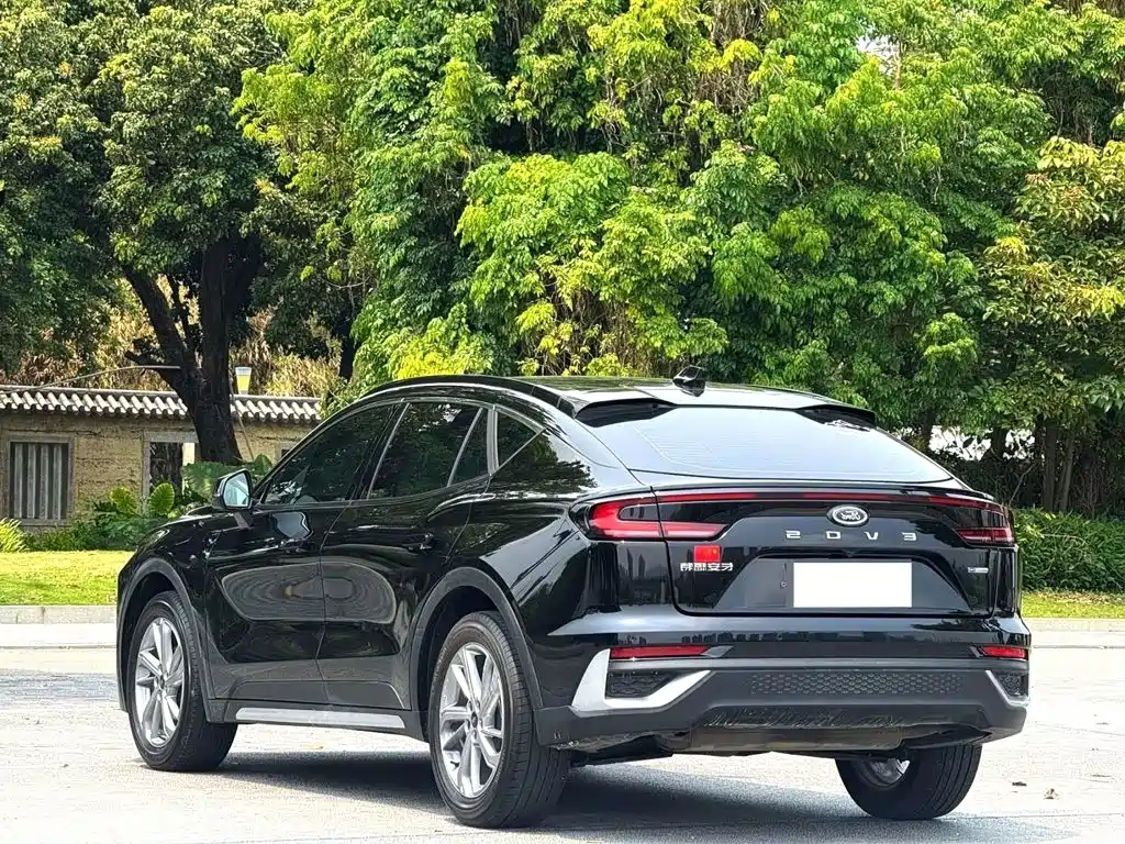 Ford EVOS 2021 2022 EcoBoost 245 Trend Edition