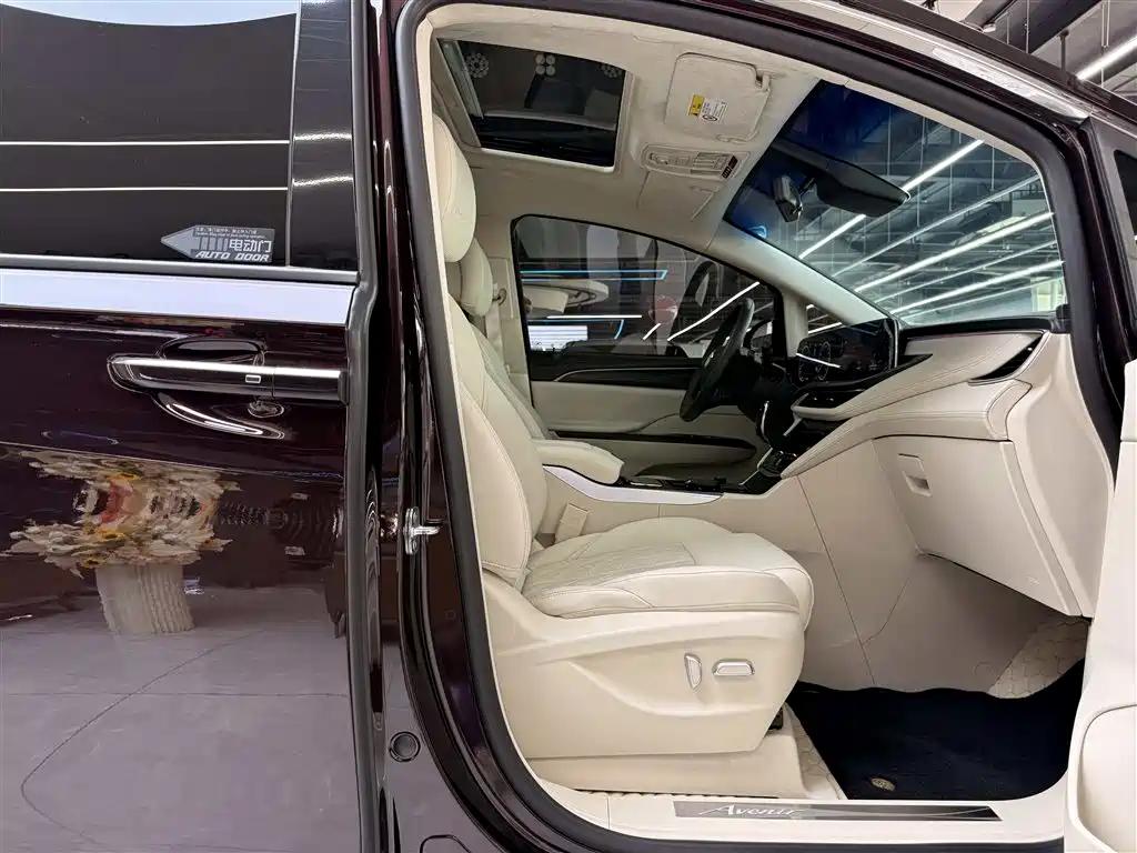 Buick GL8 2021 Avenir Aivia 6-Seater Elite Edition фото 9