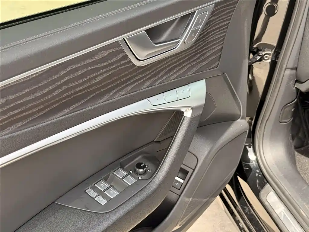 Audi A6L 2024 45 TFSI quattro Premium Dynamic фото 16