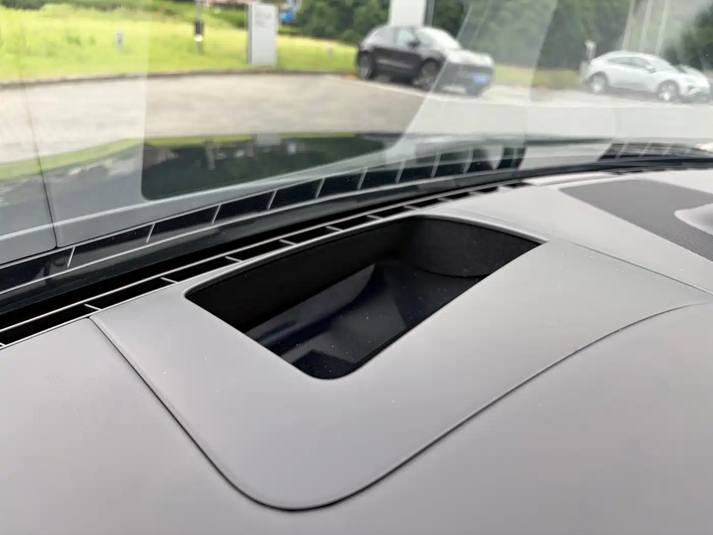 Porsche Panamera 2023 Panamera 2.9T Platinum Edition фото 18