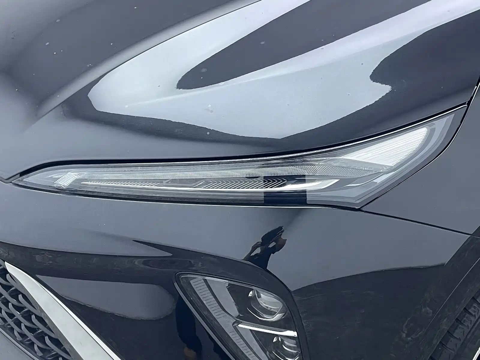 Photo 9 - Buick Envision S